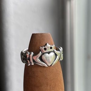 Claddagh ring size 6